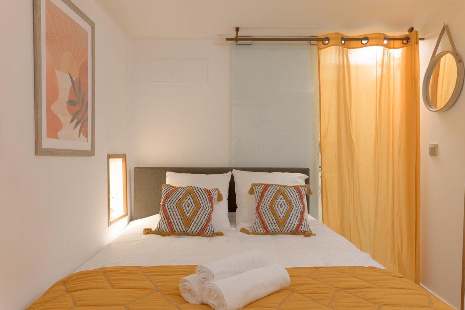Apartment Le Mimosa Mignon En Plein Centre-ville, Emplacement Parfait Pour Votre Sejour *